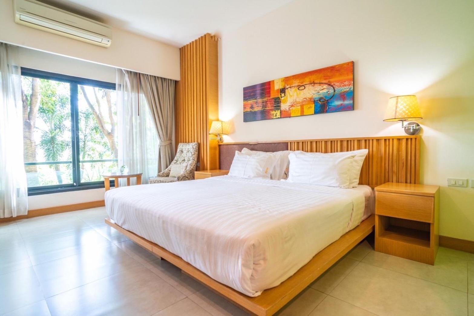 Mamaison Hotel Бурирам Экстерьер фото