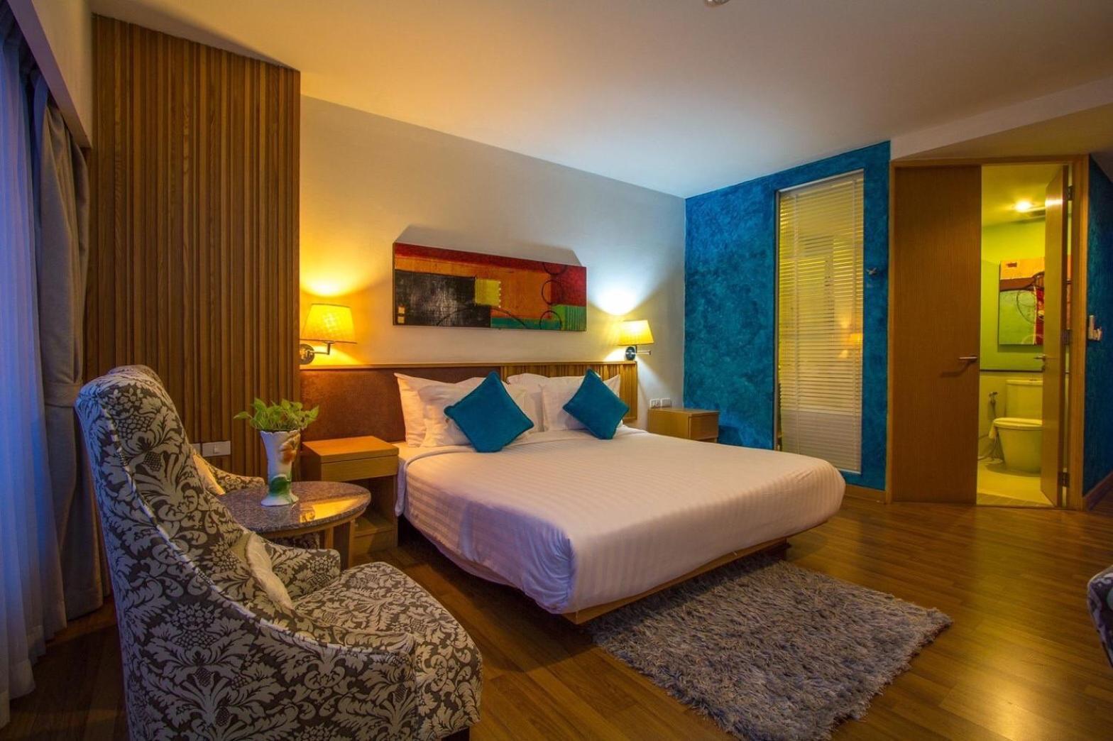 Mamaison Hotel Бурирам Экстерьер фото