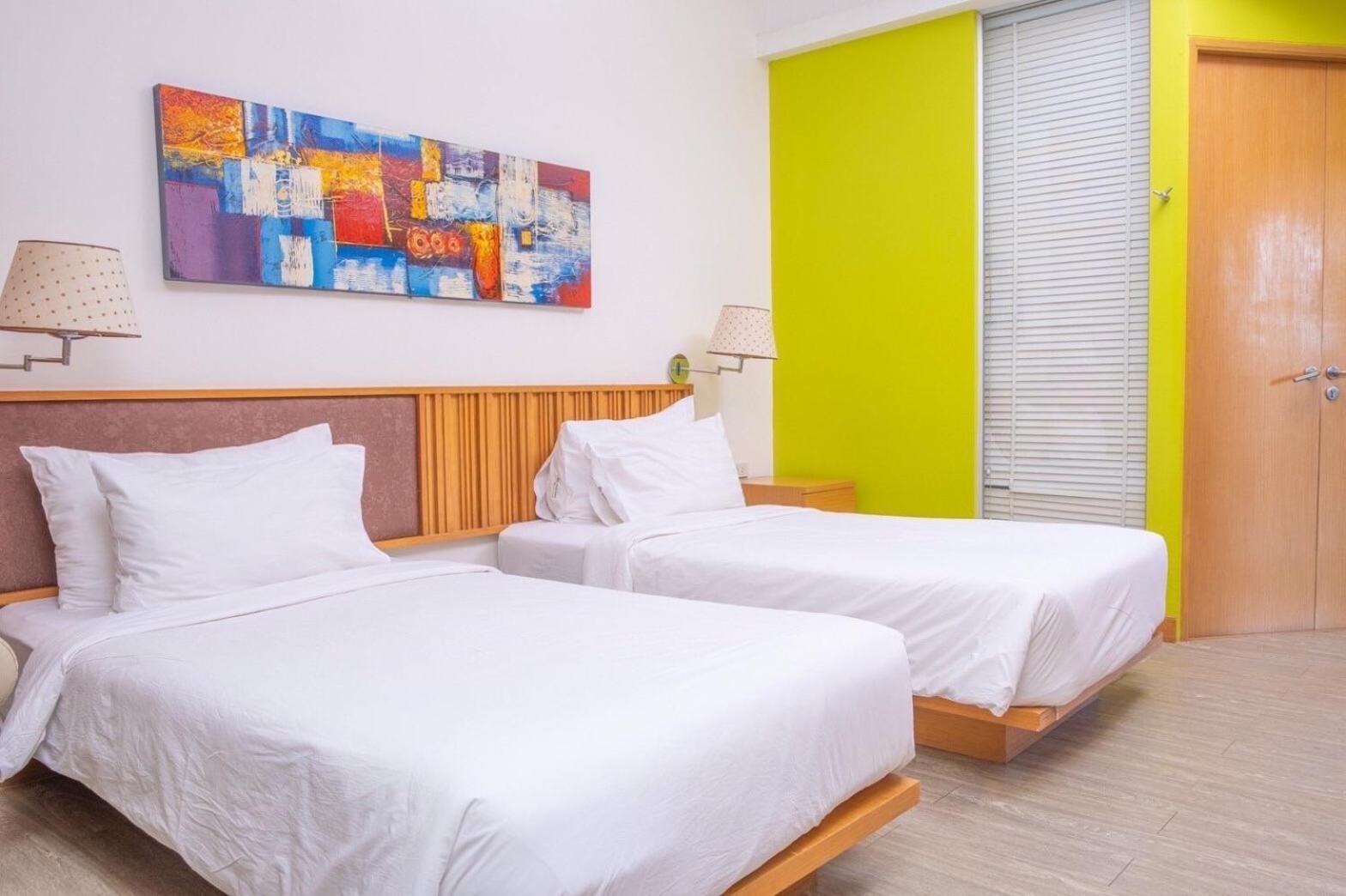 Mamaison Hotel Бурирам Экстерьер фото