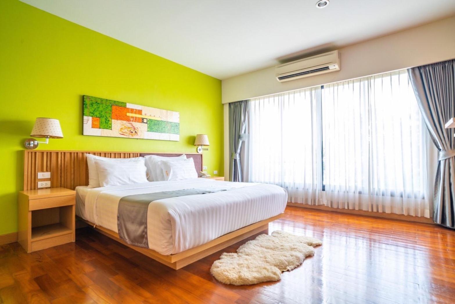 Mamaison Hotel Бурирам Экстерьер фото