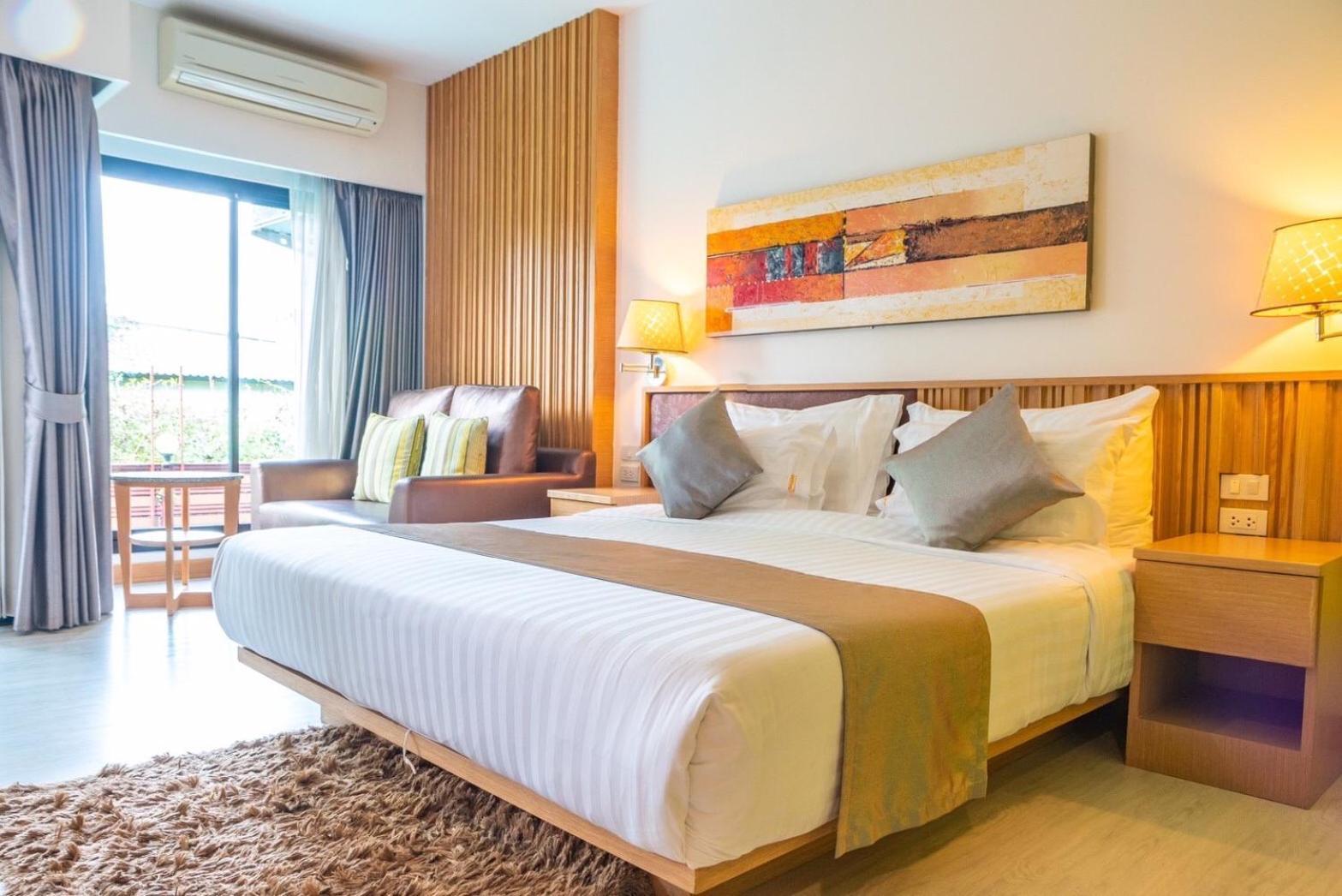 Mamaison Hotel Бурирам Экстерьер фото