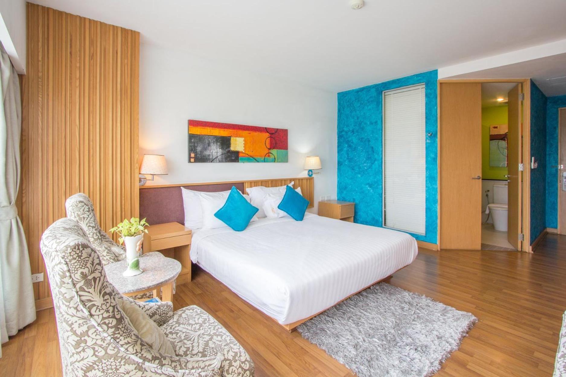 Mamaison Hotel Бурирам Экстерьер фото